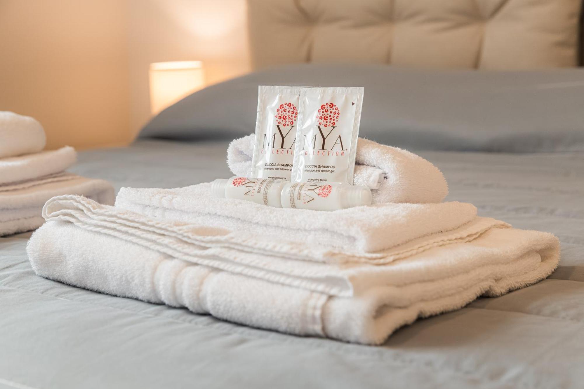 B&B Del Borgo โบโลญญา ภายนอก รูปภาพ